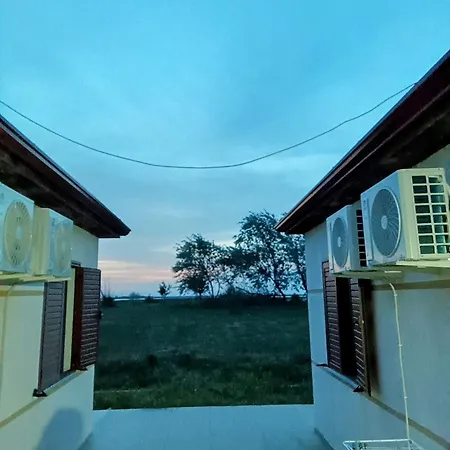 7 Villa Divjake